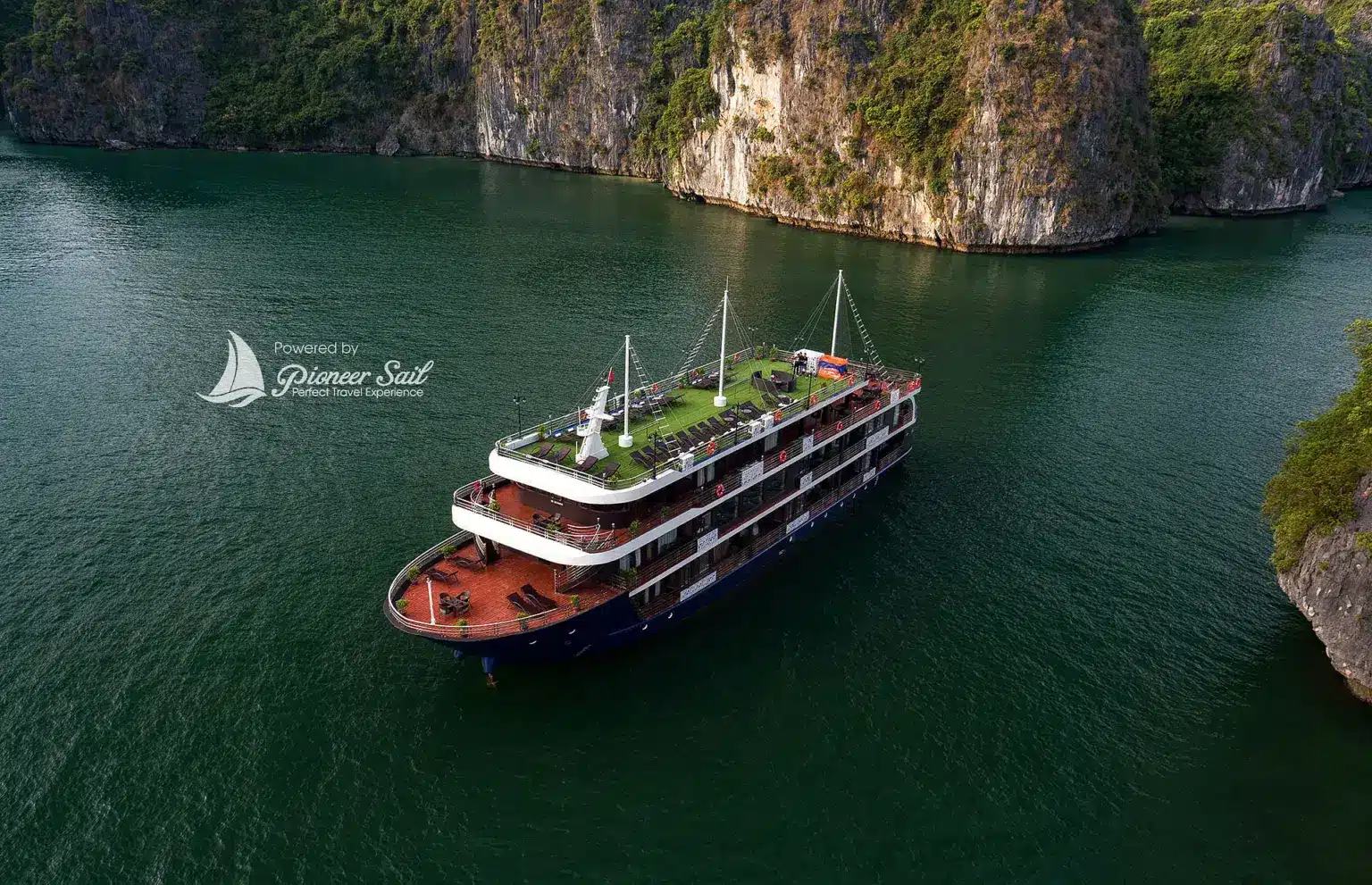 La Pandora Cruise: Unbox the Mystery of Lan Ha